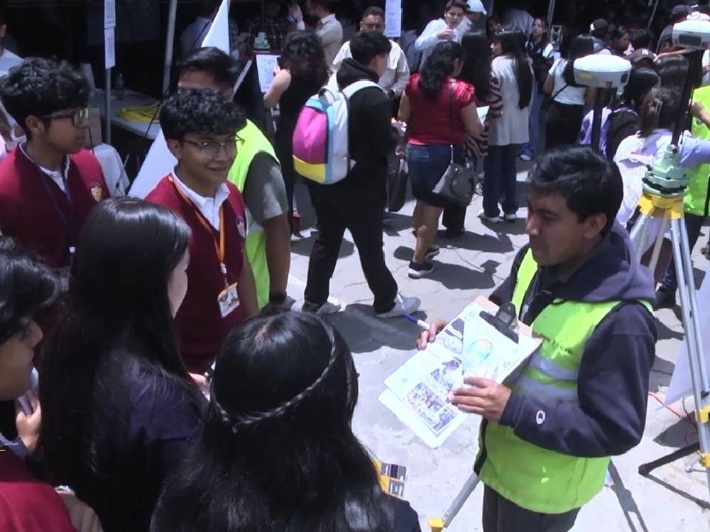 VIDEO | Más de 2 mil 200 estudiantes inician proceso de admisión en el Cunoc