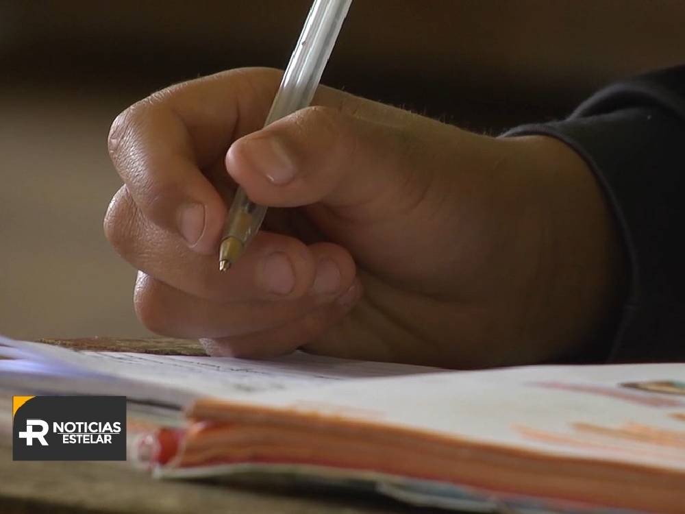 VIDEO | Mineduc abre inscripciones para becas de inglés 