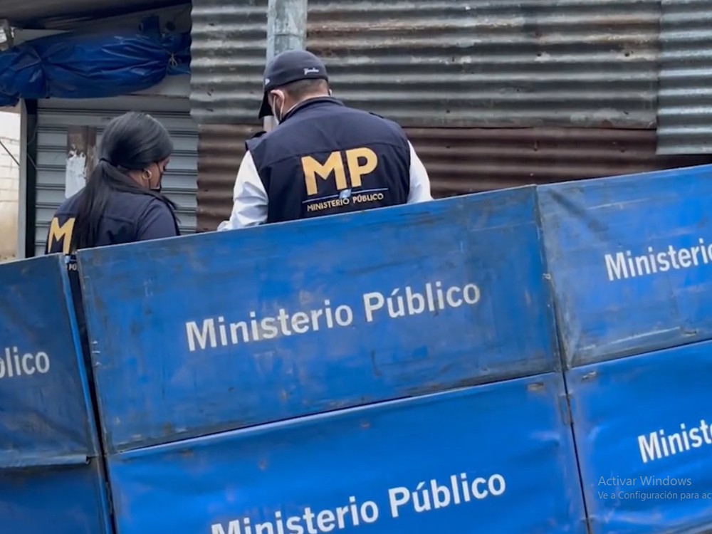 VIDEO: Localizan a un hombre sin vida cerca de un mercado en Quetzaltenango