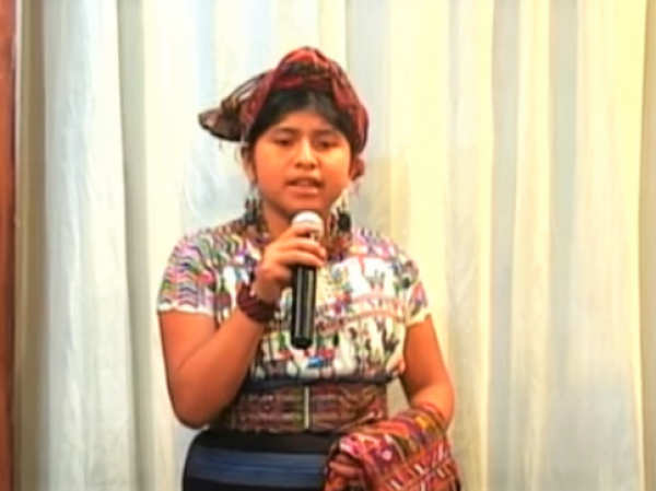 VIDEO: niña guatemalteca canta Rolling in the deep de Adele en idioma Ixil 