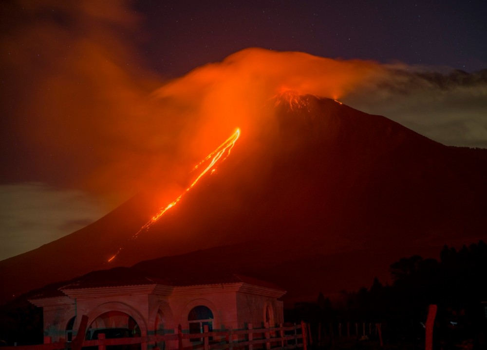 Volcán de Pacaya cumple 55 días de incremento en la actividad eruptiva