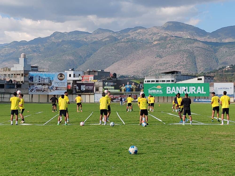 Xinabajul Huehue entra en la recta final de su preparación para iniciar Torneo Clausura 2025